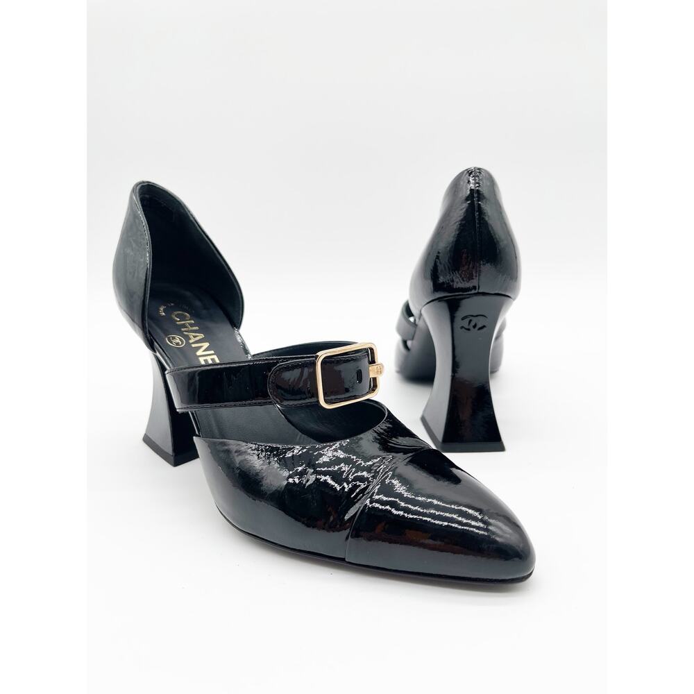 Chanel Black Patent Leather Cap Toe CC Mary Jane D'Orsay Flared Heel Pumps EU 39